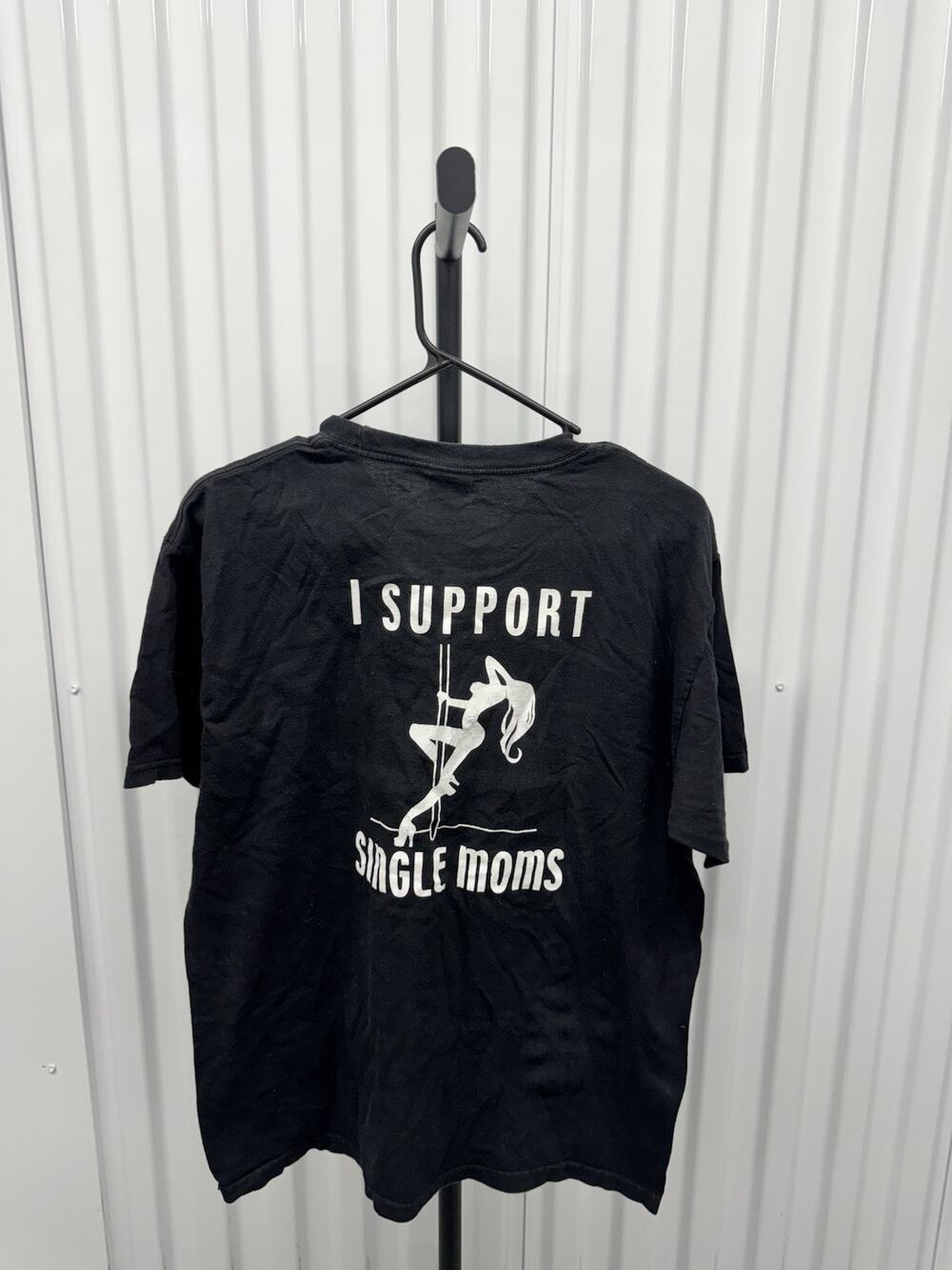 vintage Y2k I support single moms tshirt size large tennessee river tag